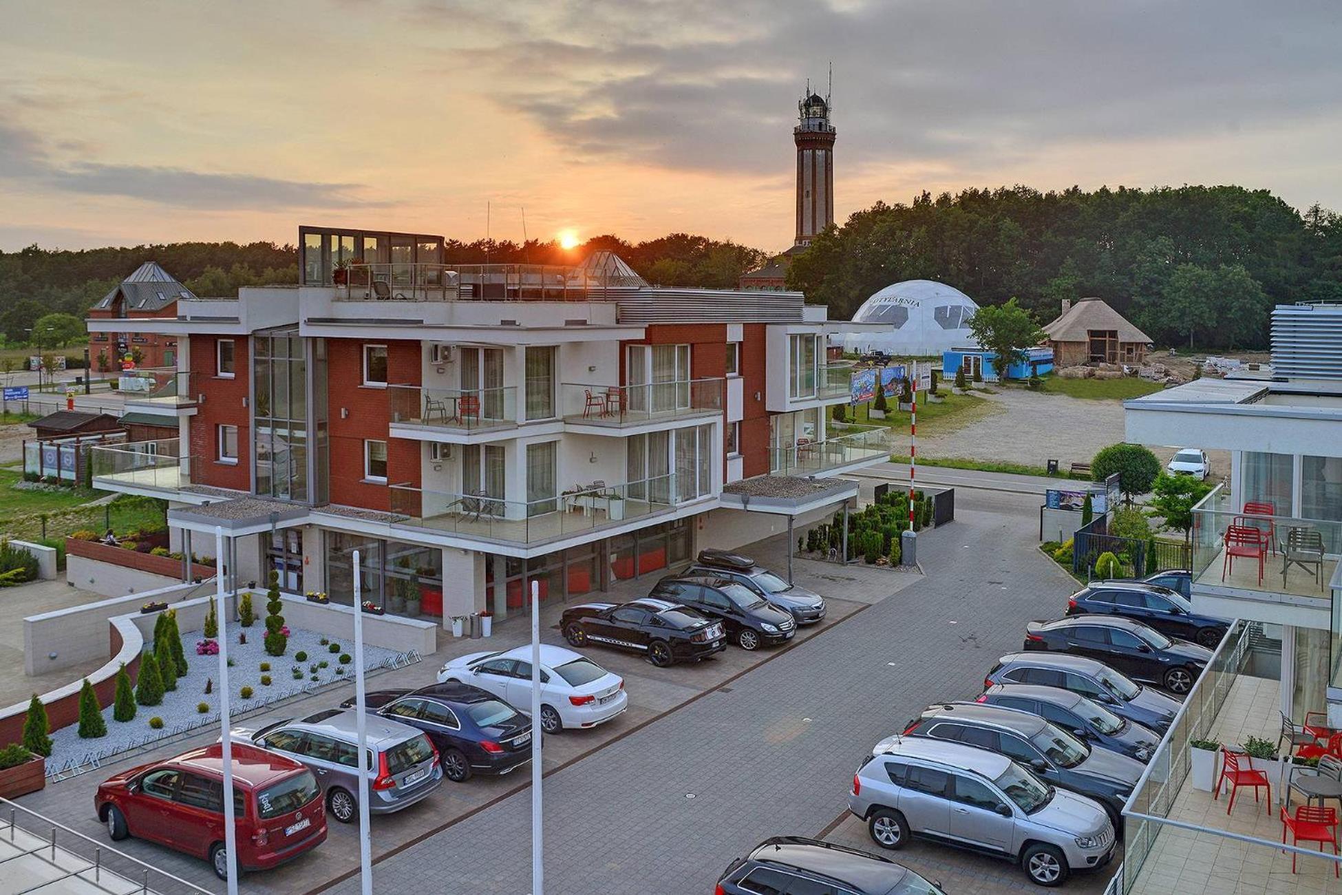 Eleganckie Apartamenty Sun Seasons 24 Blisko Plazy Z Parkingiem By Noclegi Renters Niechorze Luaran gambar