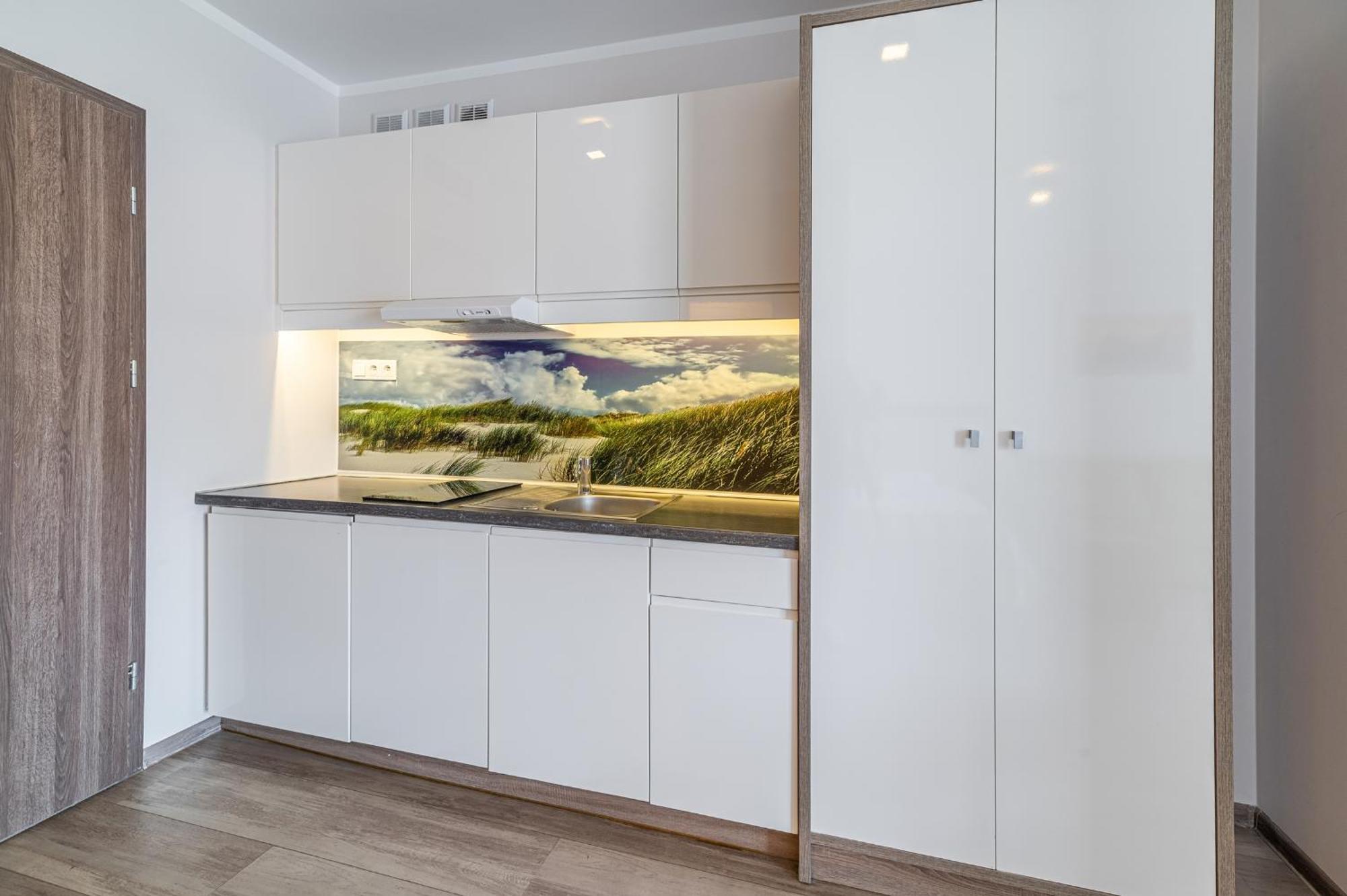 Eleganckie Apartamenty Sun Seasons 24 Blisko Plazy Z Parkingiem By Noclegi Renters Niechorze Luaran gambar