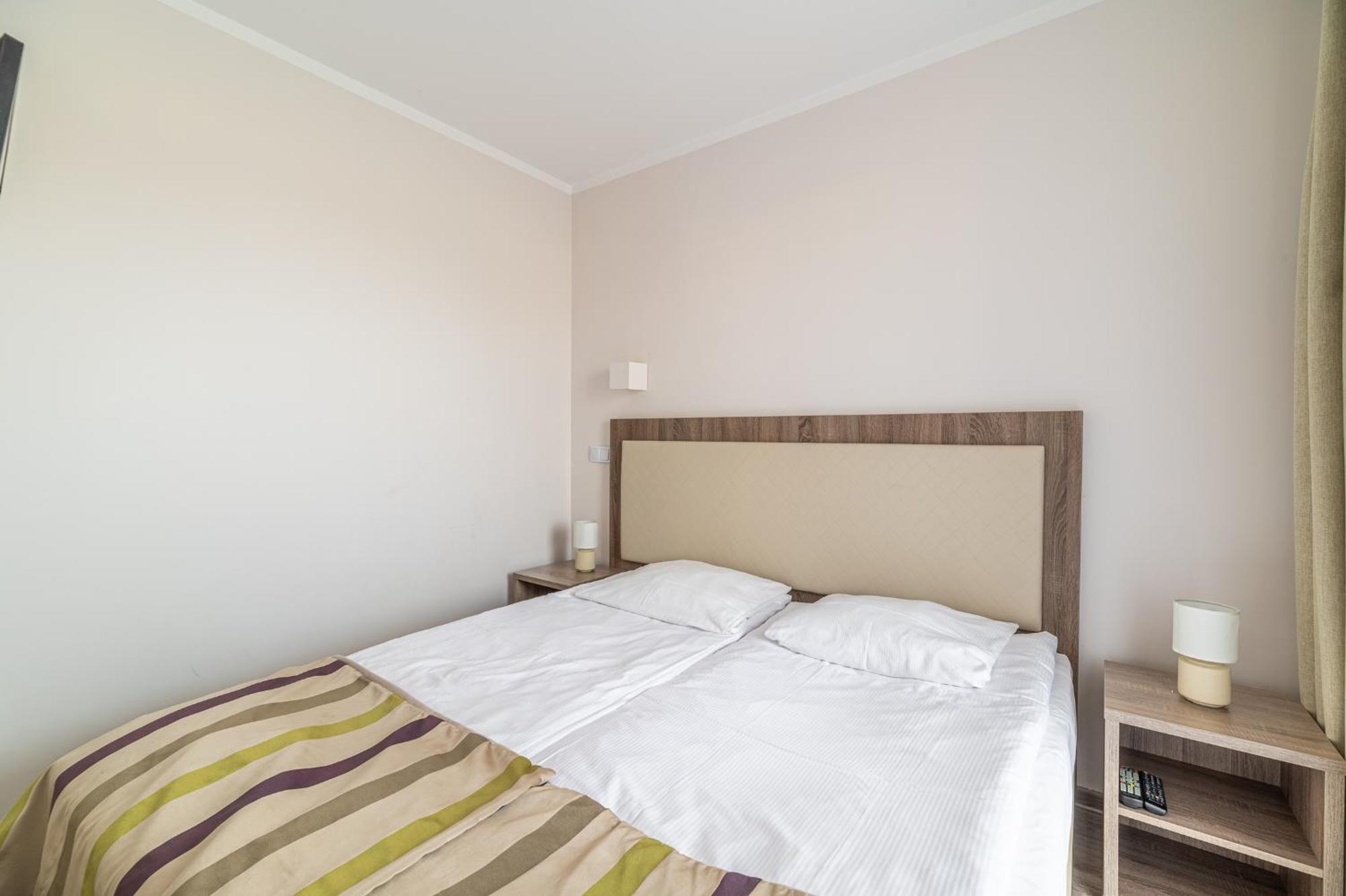 Eleganckie Apartamenty Sun Seasons 24 Blisko Plazy Z Parkingiem By Noclegi Renters Niechorze Luaran gambar